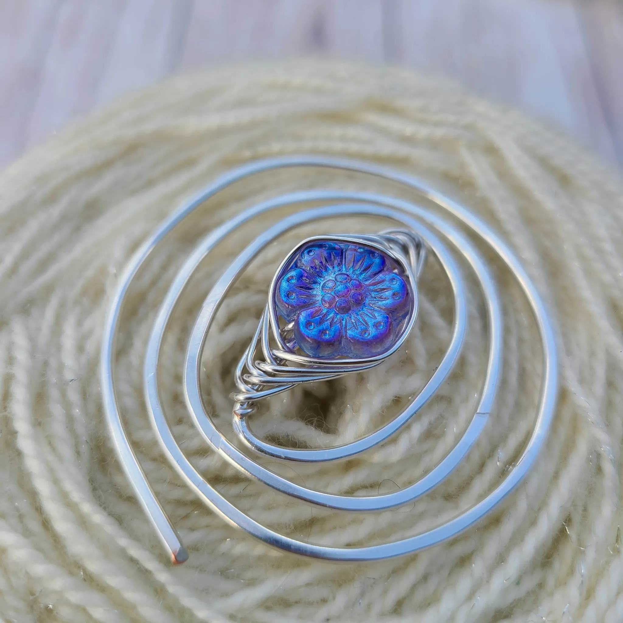 Hydrangea Flower Shawl Pin - Twirl Silver