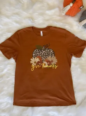 Leopard Pumpkin Graphic Short Sleeve Tee
