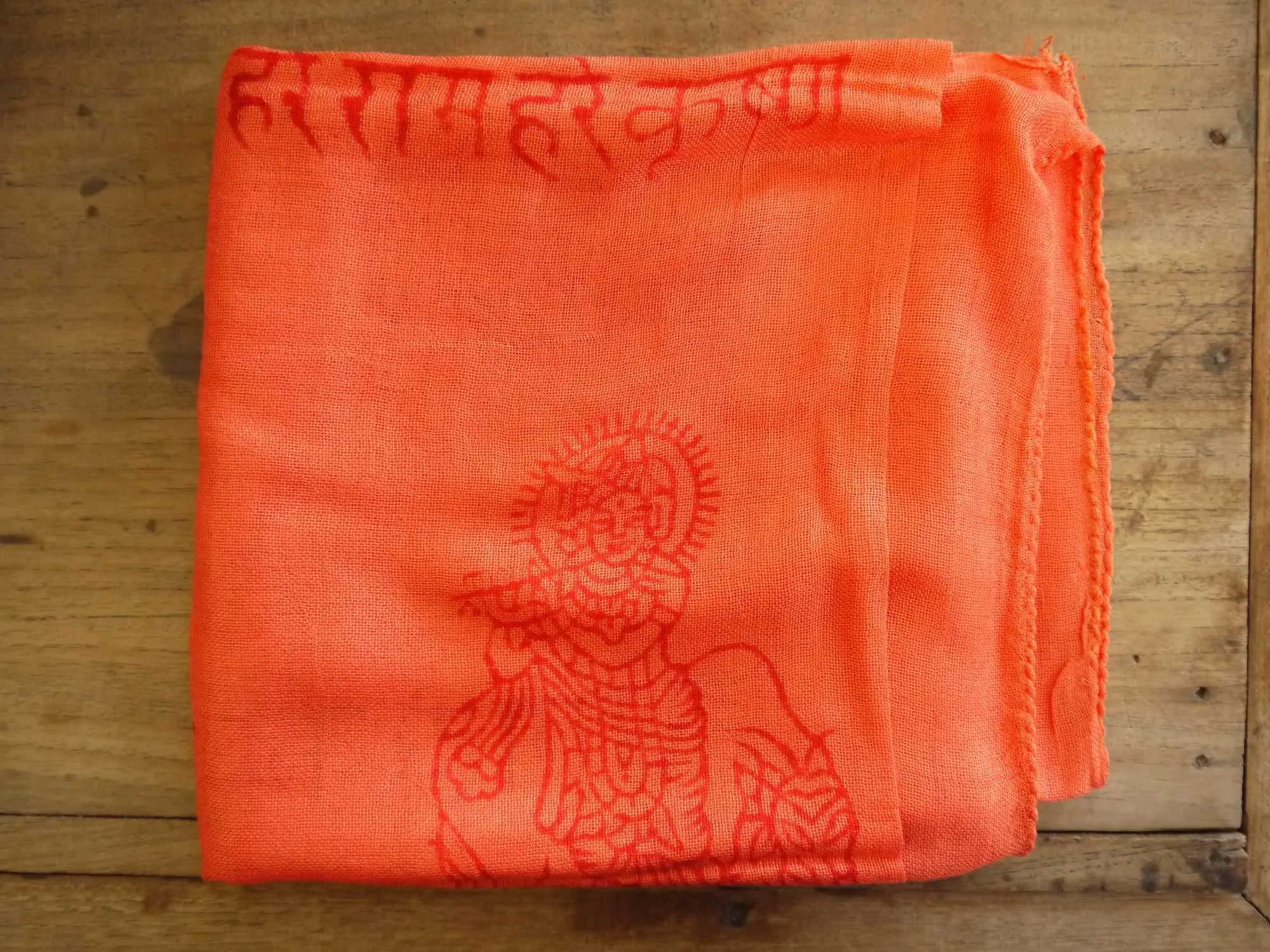 Om Shawl