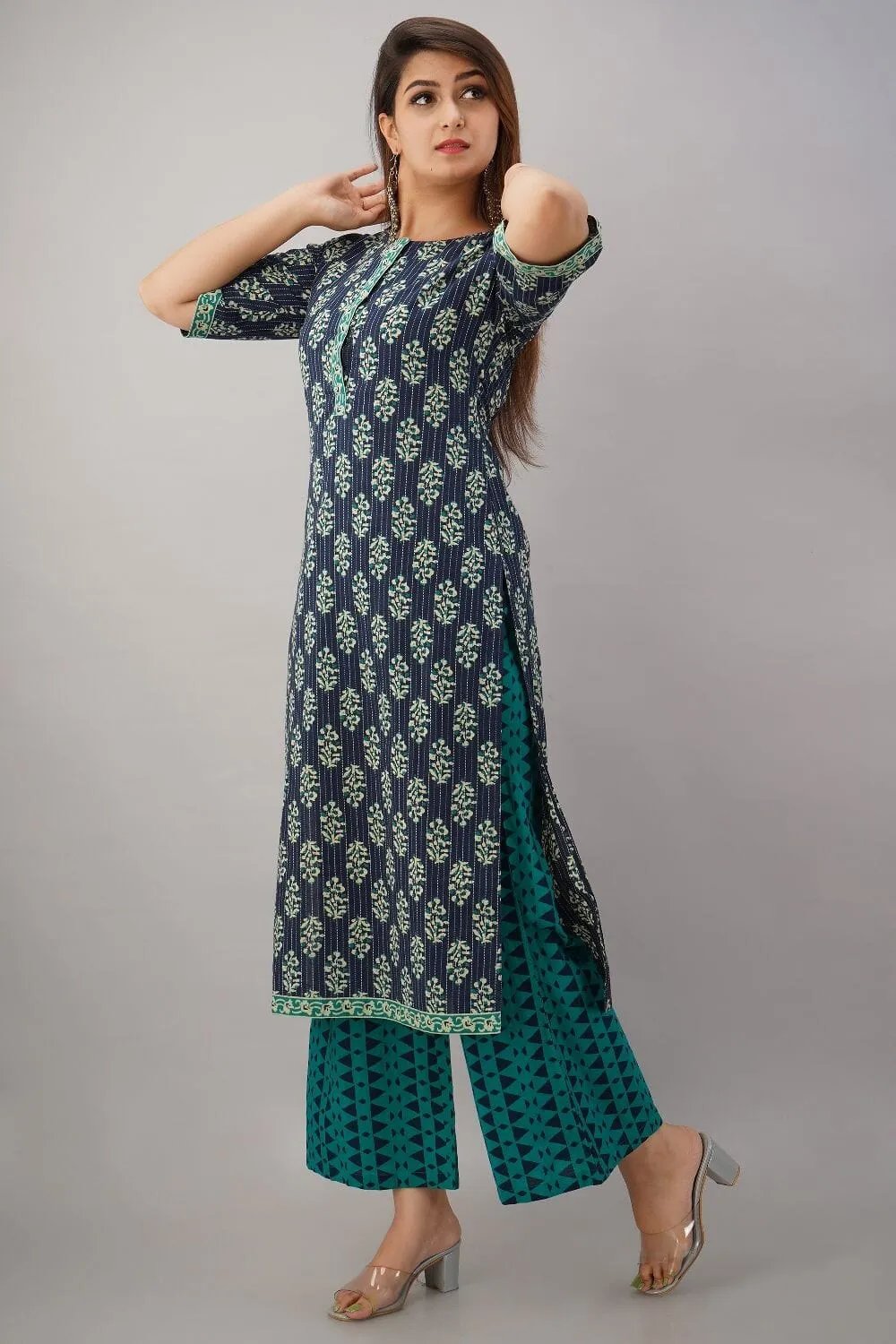 SVARCHI Women's Cotton Cambric Floral Printed Straight Kurta & Palazzo Set (Blue & Turquoise)