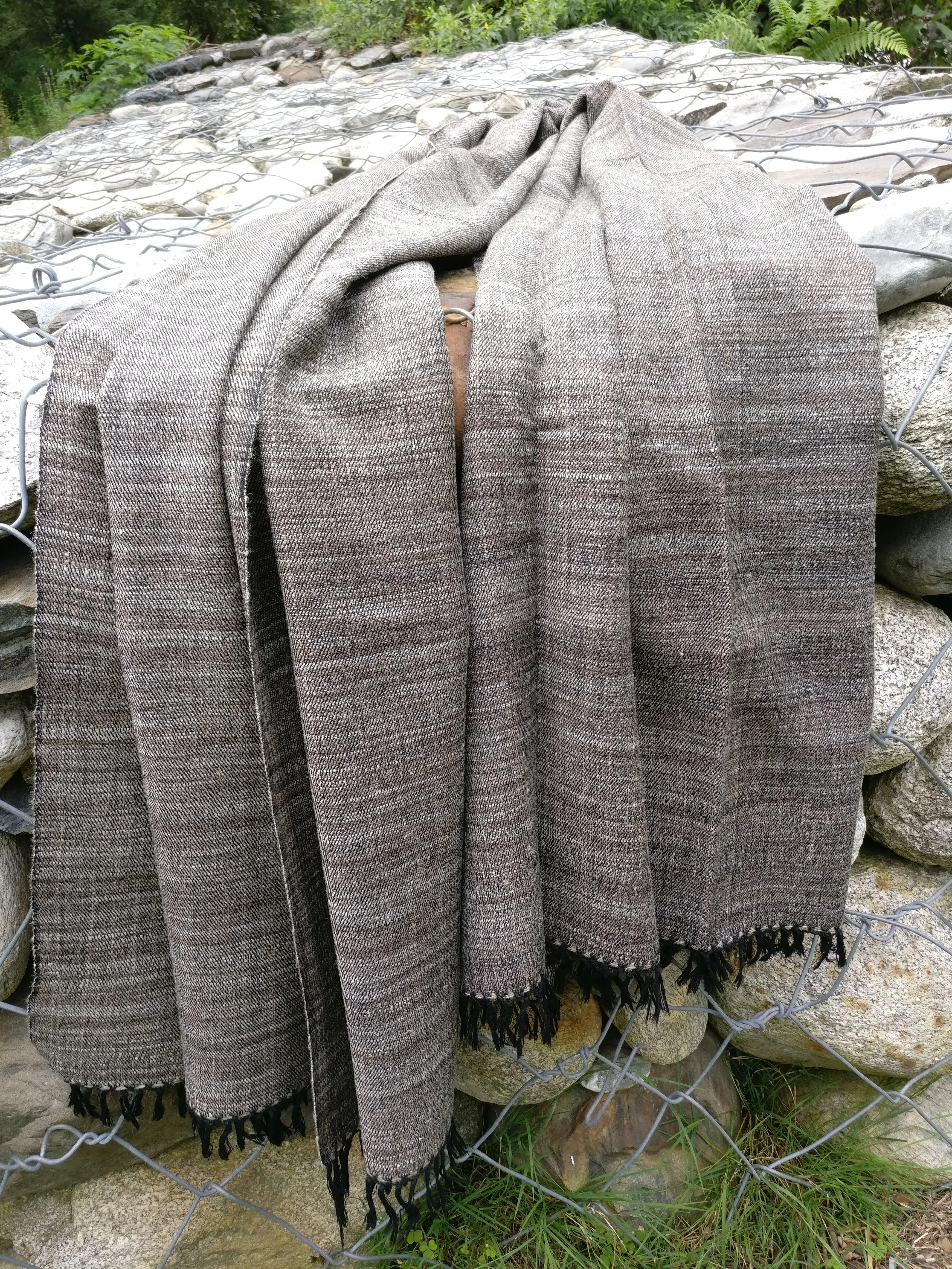 Unisex wool blanket scarf