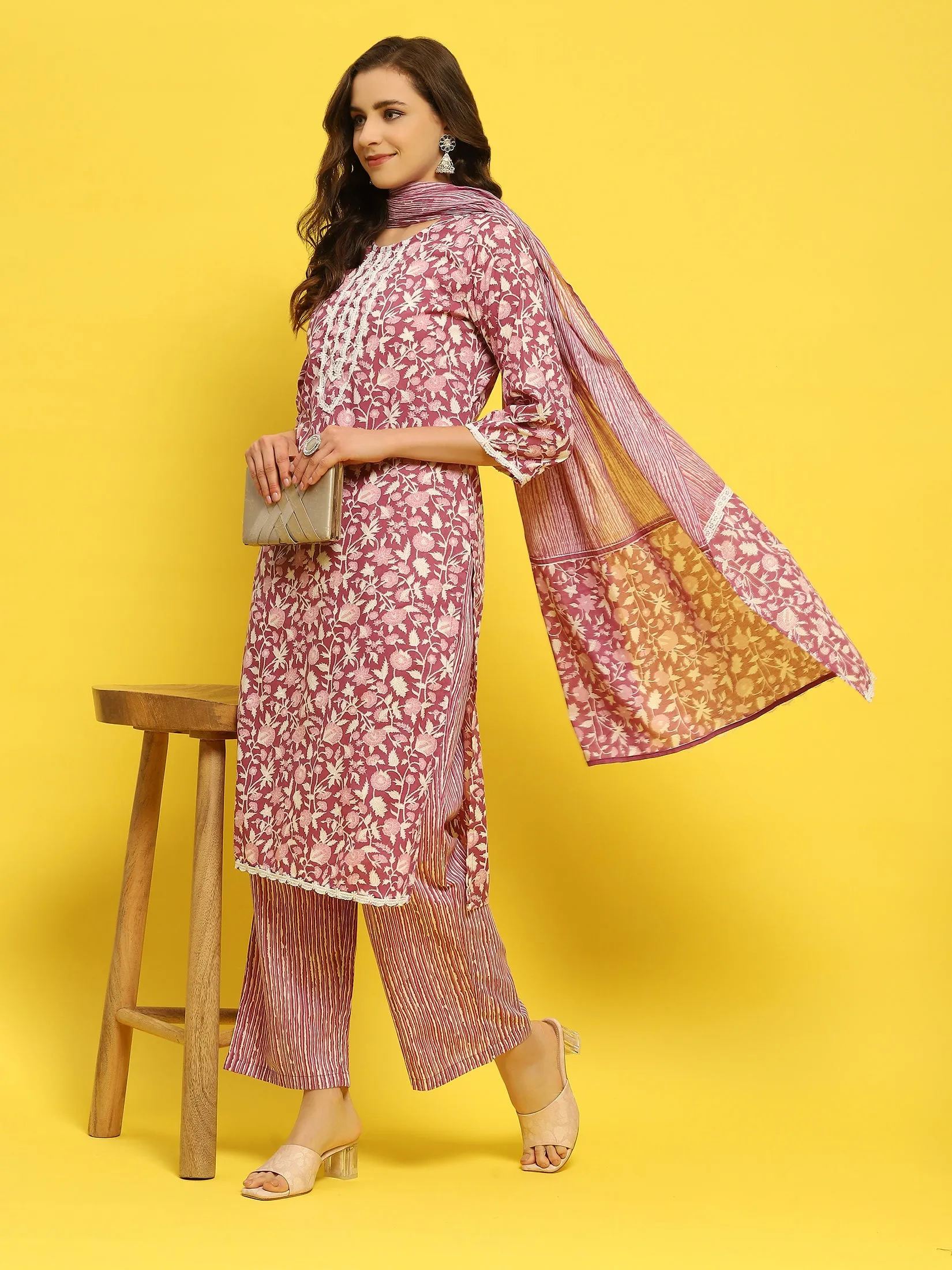 Women Poly Cotton Pink Floral Print Kurta Comfort Pant Dupatta