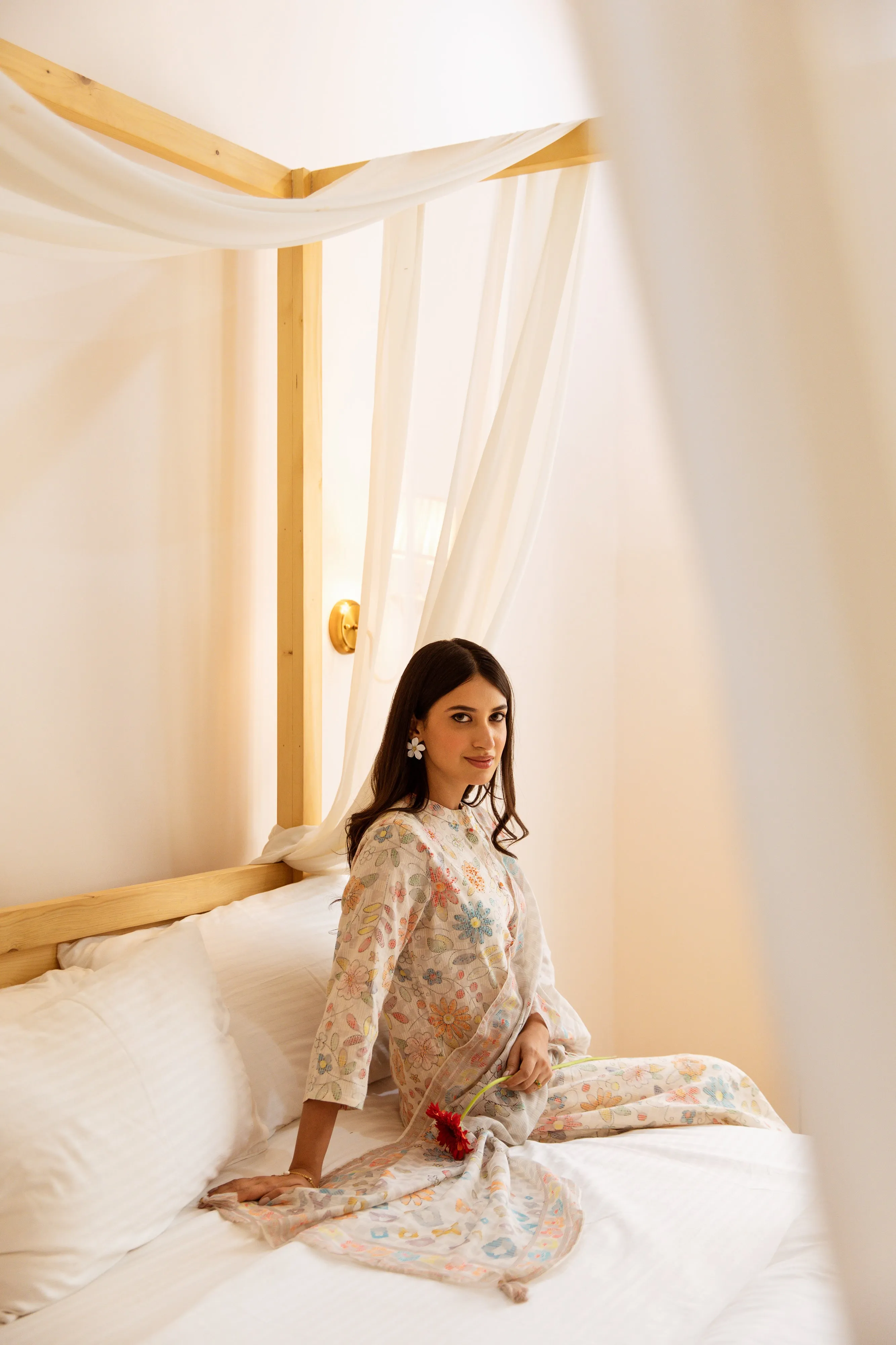 Women's Cream Cotton Kurta Pant and Dupatta Set
